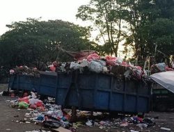 Jorok! Sampah Menumpuk di Pangkep hingga Keluarkan Bau Busuk